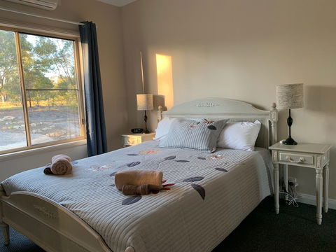 Bryn Glas Farm Stay - Sunshine Coast Guide 6