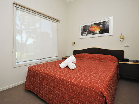 NRMA Eastern Beach Holiday Park - Sunshine Coast Guide 3