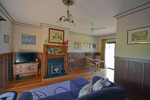 Araluen Park Cottages - Sunshine Coast Guide 7