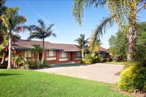 Paradise Holiday Apartments - Sunshine Coast Guide 5