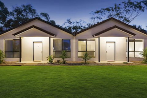 A1 Motels Port Fairy Motel And Apartments - Sunshine Coast Guide 0