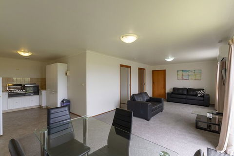 Gum Tree Caravan Park - Sunshine Coast Guide 2