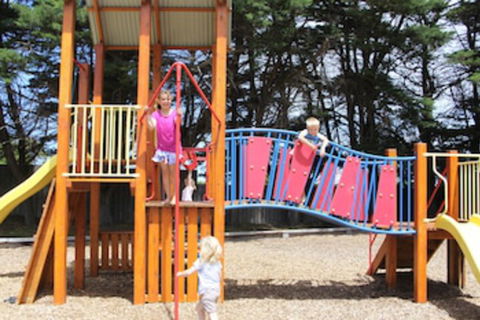 Gum Tree Caravan Park - Sunshine Coast Guide 0