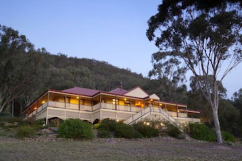 The Mudgee Homestead Guesthouse - Sunshine Coast Guide 0