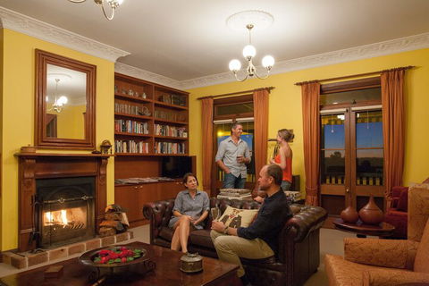 The Mudgee Homestead Guesthouse - Sunshine Coast Guide 4