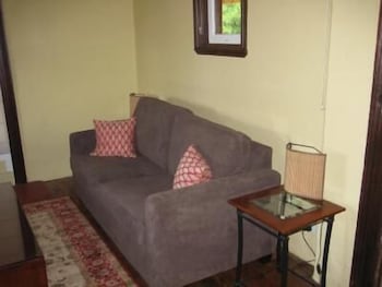 Mudgee Bed And Breakfast - Sunshine Coast Guide 3