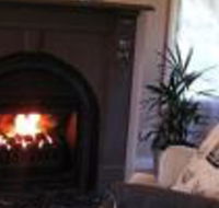 Hideaways at Red Hill Hotel - Sunshine Coast Guide