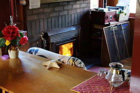 Classic Cottages Port Arthur - Sunshine Coast Guide 5