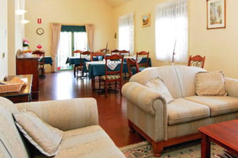 Melba Lodge - Sunshine Coast Guide 7
