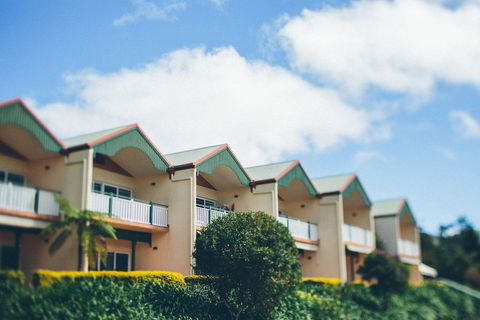 Tinaroo Lake Resort - Sunshine Coast Guide 2