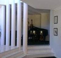 The Vines Avenue Guesthouse - Sunshine Coast Guide