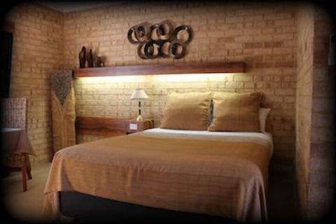 York Motel - Sunshine Coast Guide 0