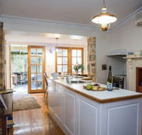 Wishing Well Cottage - Sunshine Coast Guide
