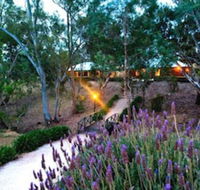 Battunga Cottages - Sunshine Coast Guide