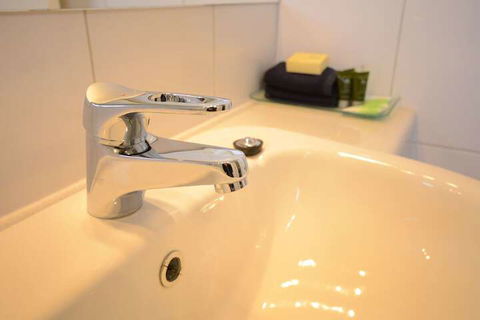 Hamilton Town House Motel - Sunshine Coast Guide 6