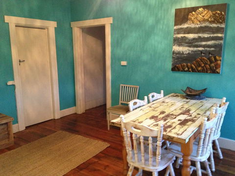 The Spotted Salmon Cottage - Sunshine Coast Guide 5