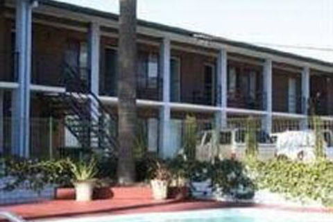 Bayside Motel - Sunshine Coast Guide 6