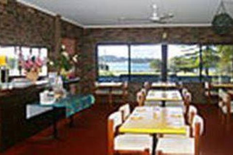 Bayside Motel - Sunshine Coast Guide 5