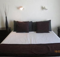 Noosa Terrace  Belmondos Waterfront Resort - Sunshine Coast Guide