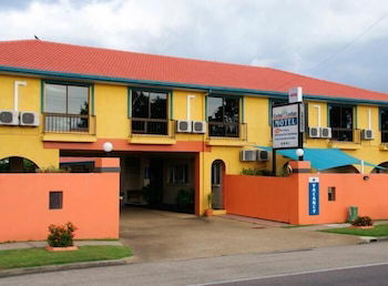 Cedar Lodge Motel Townsville - Sunshine Coast Guide 1