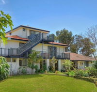 Martin Fields Beach Retreat - Sunshine Coast Guide