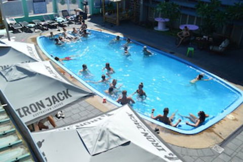 Youth Shack Backpackers - Hostel - Sunshine Coast Guide 0