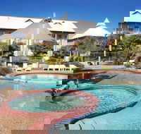 Mercure Bunbury Sanctuary Golf Resort - Sunshine Coast Guide