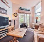 Lhotsky Apartments - Sunshine Coast Guide