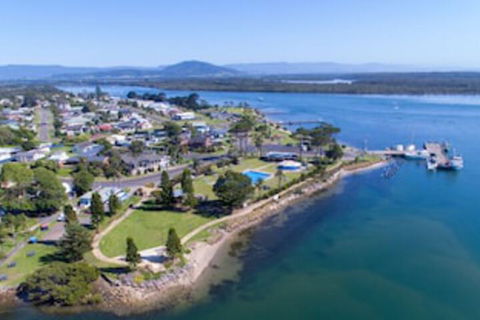 Anchor Bay Motel - Sunshine Coast Guide 0