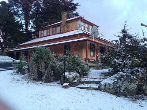 AAA Granary Accommodation - Sunshine Coast Guide 5