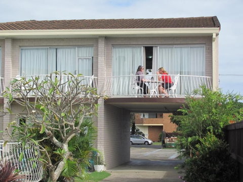 Tweed Central Motel - Sunshine Coast Guide 2