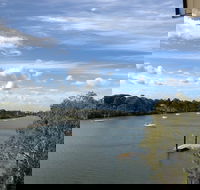Burnett Riverside Hotel - Sunshine Coast Guide