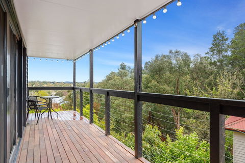 Cloverhill Hepburn Springs - Sunshine Coast Guide 5