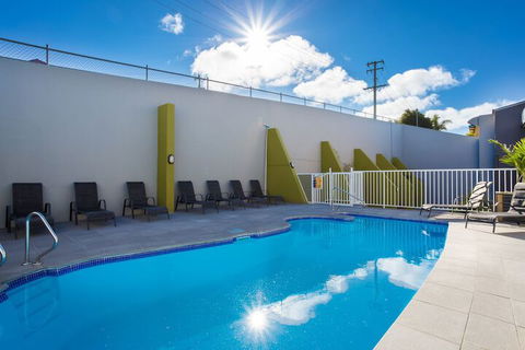 Albacore Apartments - Sunshine Coast Guide 3