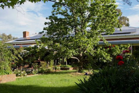 Holly Lane Mews - Sunshine Coast Guide 0