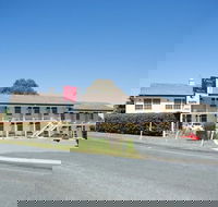 Colonial Lodge Motor Inn Yass - Sunshine Coast Guide