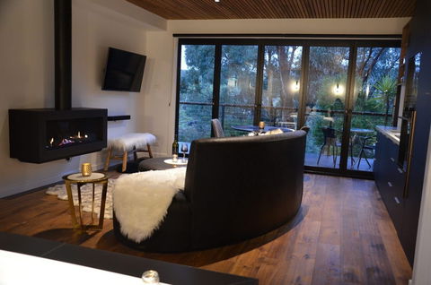 Kudos Villas And Retreats - Sunshine Coast Guide 1