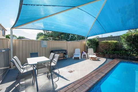 Jacaranda Place Motor Inn - Sunshine Coast Guide 5