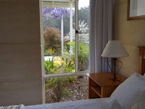 Big Brook Cottages - Sunshine Coast Guide 6