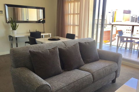 Adelaide DressCircle Apartments North Terrace - Sunshine Coast Guide 5