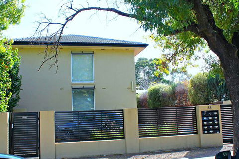 Adelaide DressCircle Apartments Childers Street - Sunshine Coast Guide 6