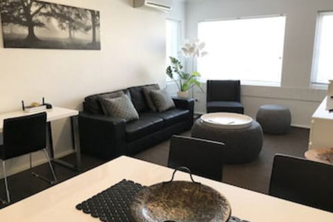 Adelaide Dresscircle Apartments Archer Street - Sunshine Coast Guide 0