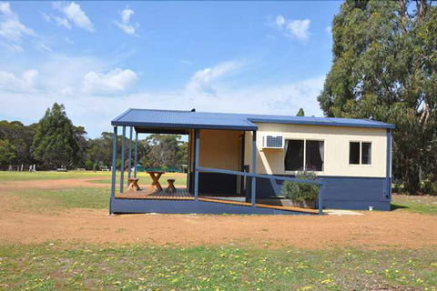 Western KI Caravan Park - Sunshine Coast Guide 5