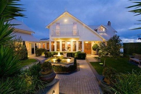 Apollo Bay Guest House - Sunshine Coast Guide 5