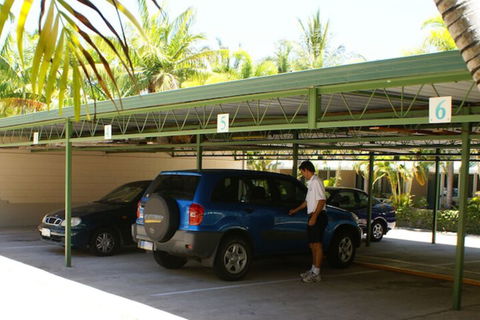 Palm Waters Holiday Villas - Sunshine Coast Guide 1