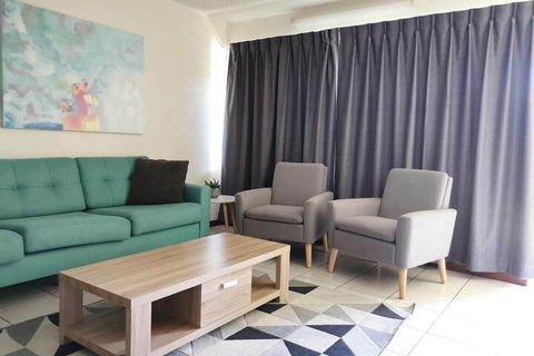 Palm Waters Holiday Villas - Sunshine Coast Guide 2