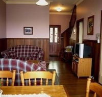 Pemberton Old Picture Theatre Holiday Apartments - Sunshine Coast Guide