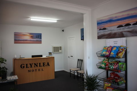 Glynlea Motel - Sunshine Coast Guide 4
