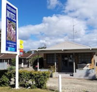 Taree Country Motel - Sunshine Coast Guide