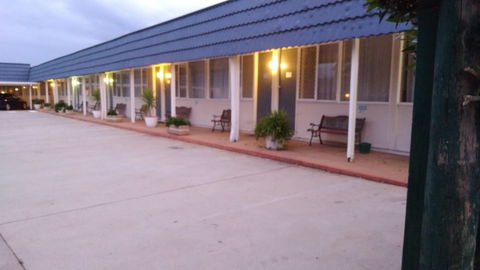 City Park Motel & Apartments - Sunshine Coast Guide 1